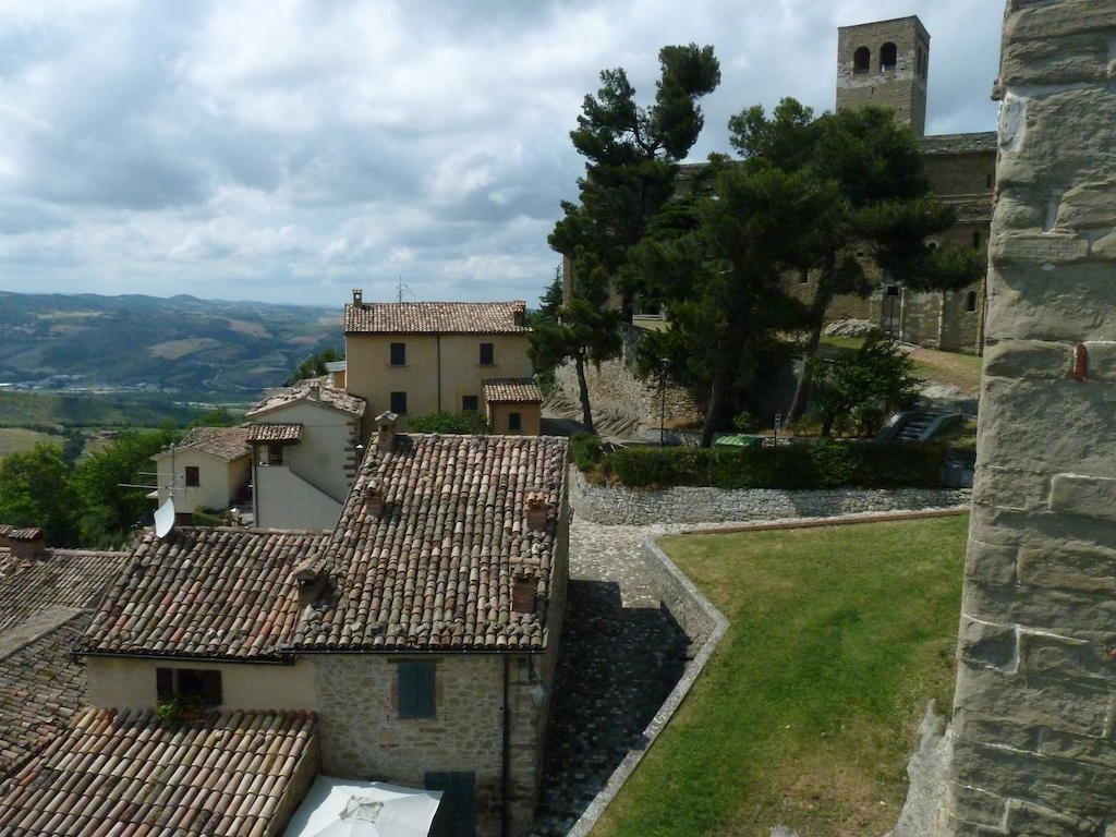 San Leo Albergo Diffuso 外观 照片